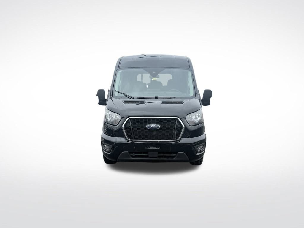 Used 2023 Ford Transit 350 XLT image 2