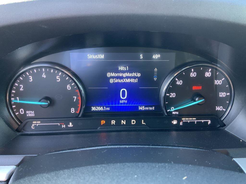 Used 2022 Ford Explorer XLT image 28