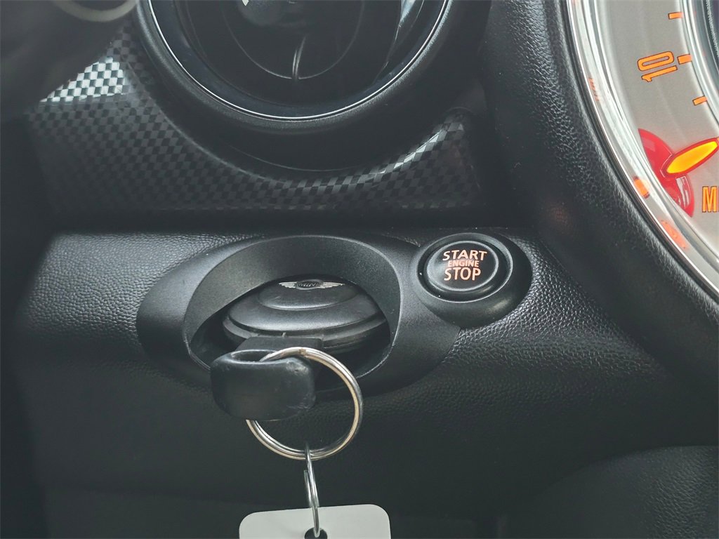 Used 2012 MINI Cooper S image 21