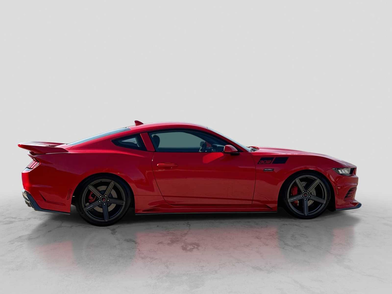 Used 2024 Ford Mustang GT RWD image 7