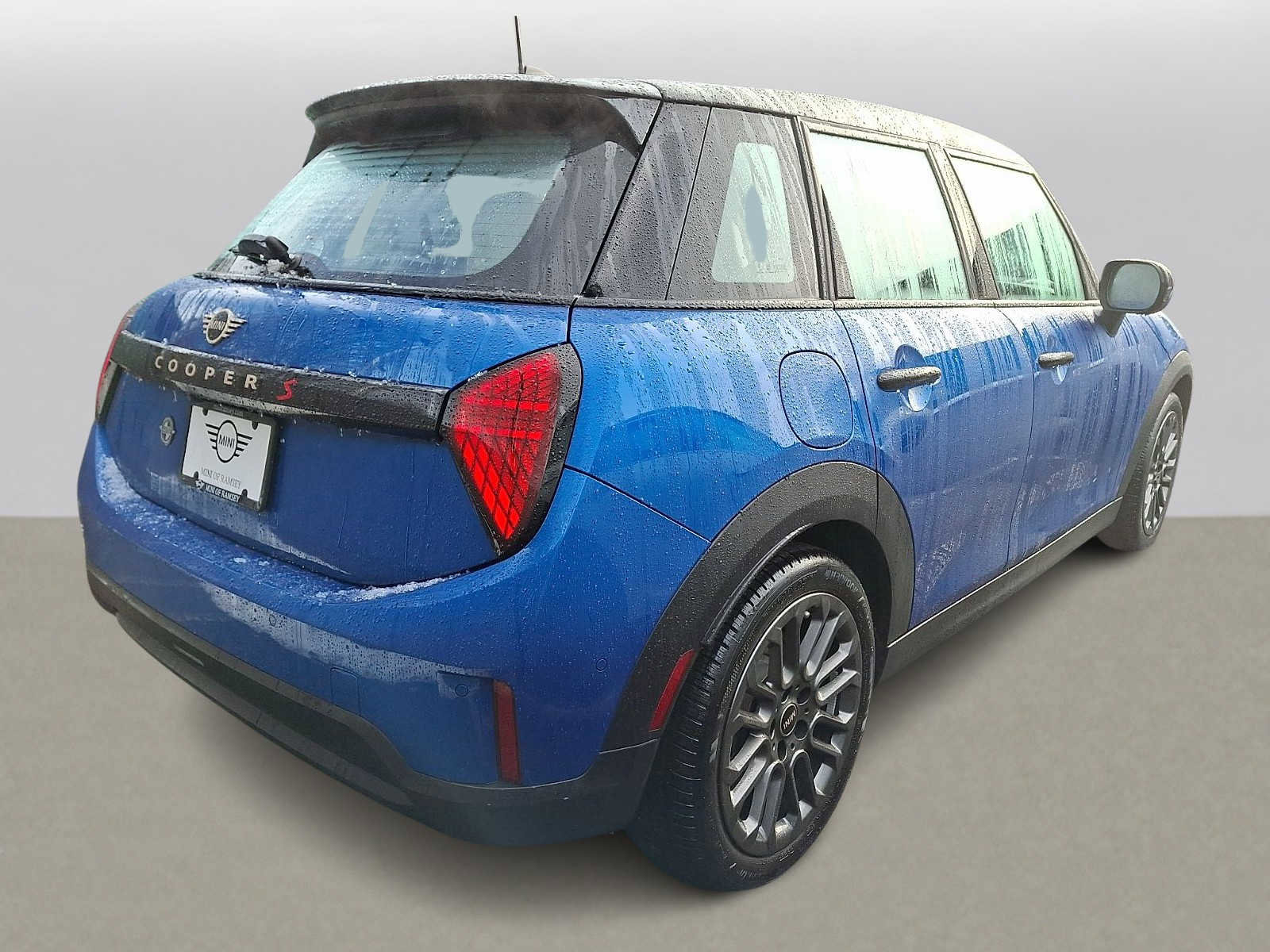 Certified 2025 MINI Cooper S image 4