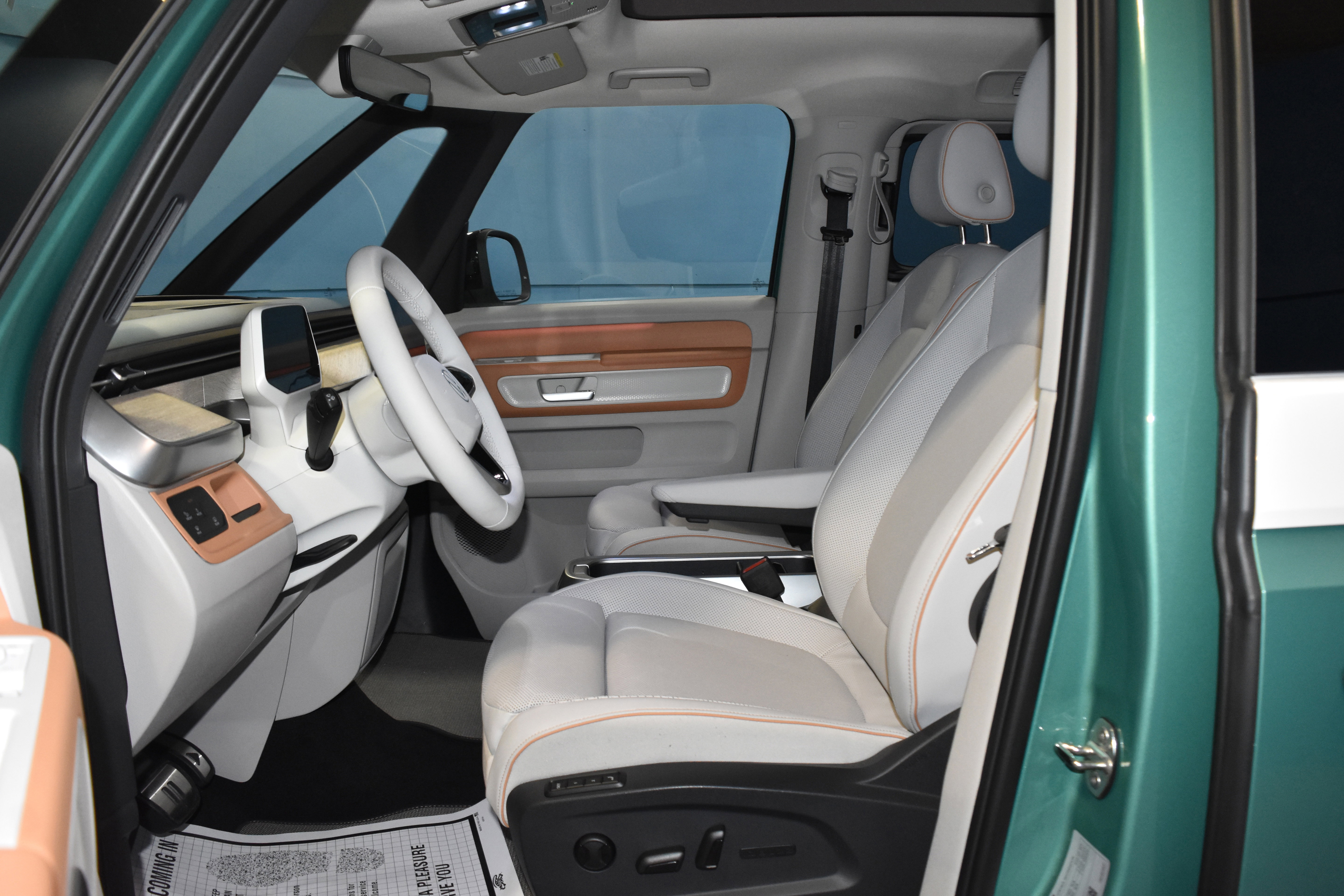 New 2025 Volkswagen ID. Buzz 1st Edition image 6