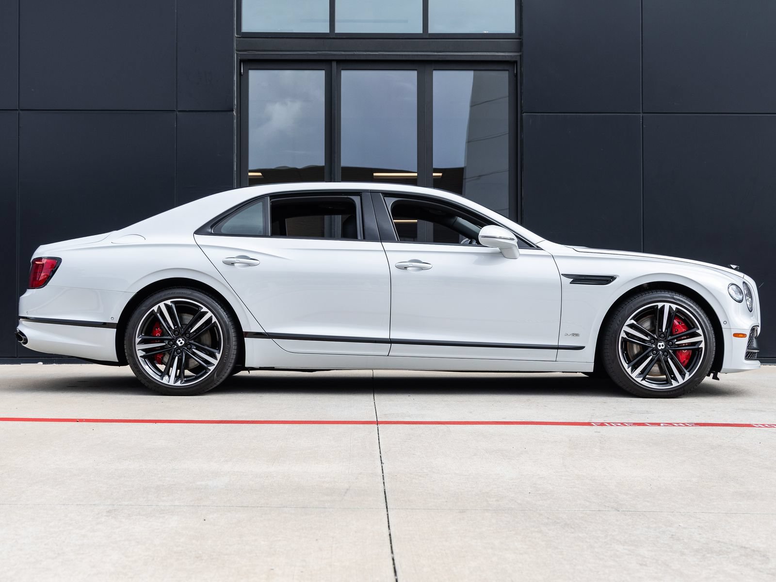 Used 2021 Bentley Flying Spur W12 AWD/4WD image 10