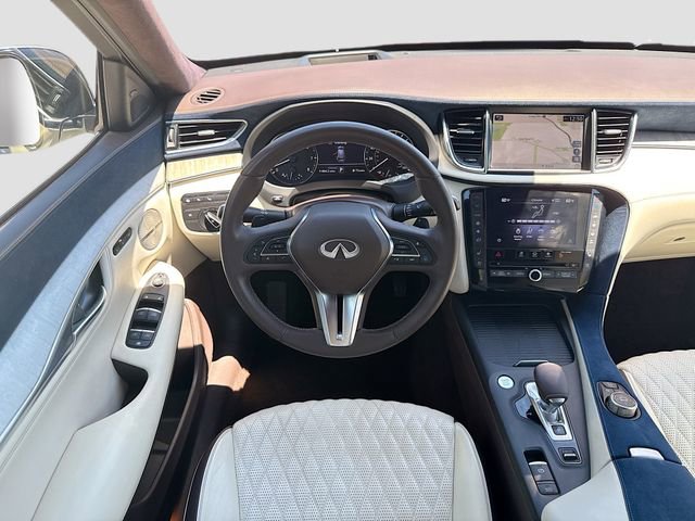 Used 2021 INFINITI QX50 Autograph w/ Premium White Leather Package image 17