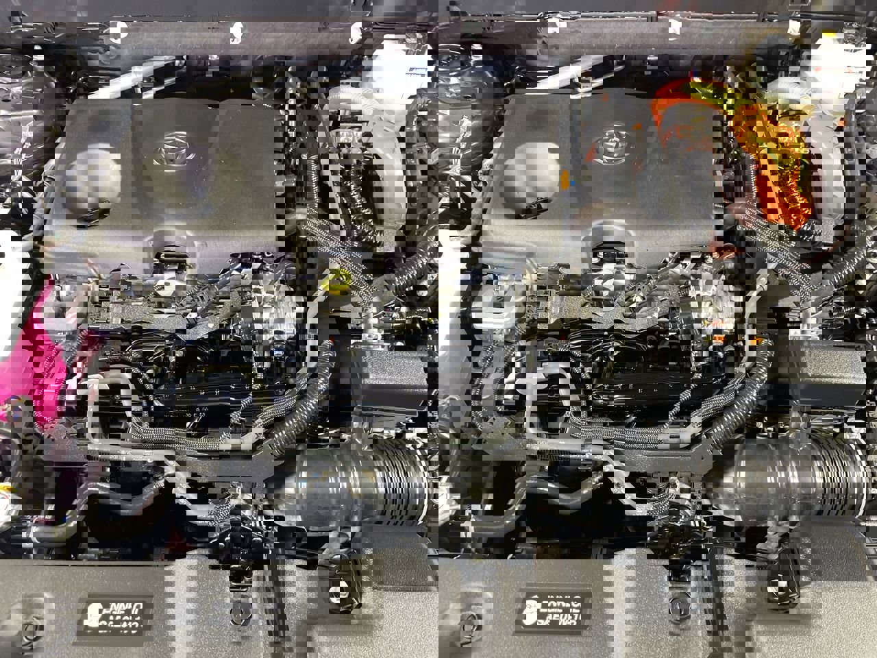 Used 2024 Toyota RAV4 LE image 10