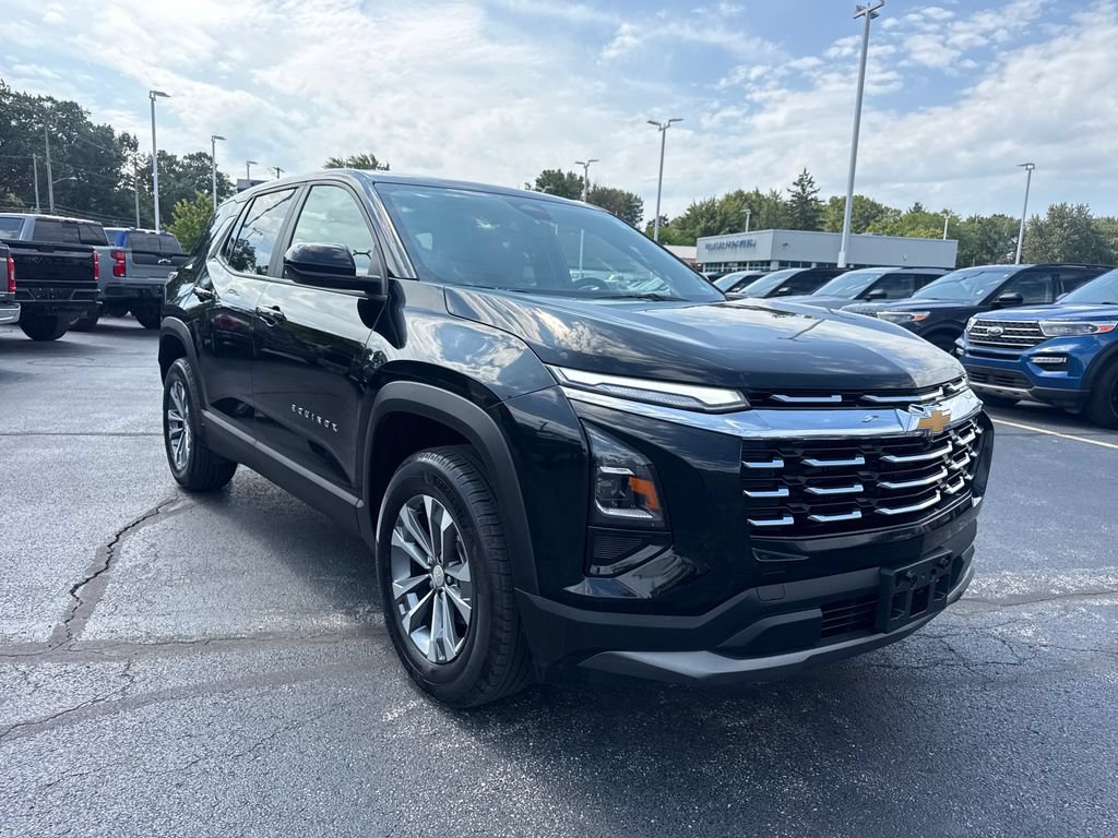 Used 2026 Chevrolet Equinox LT w/ Convenience Package II AWD/4WD image 4