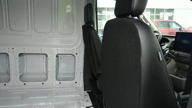 New 2026 Ford Transit 250 148 Medium Roof RWD image 9