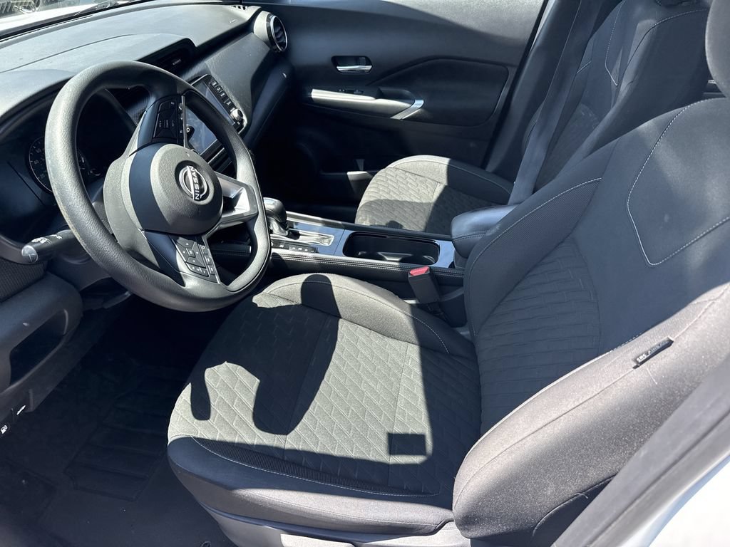Used 2022 Nissan Kicks SV FWD image 12
