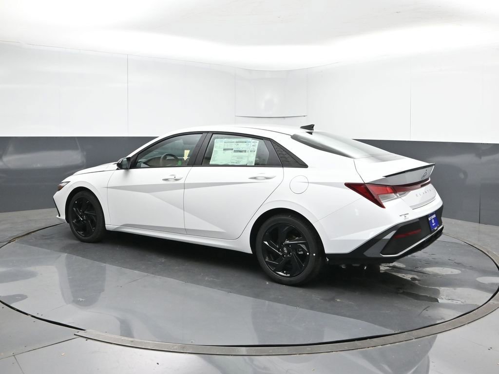 New 2026 Hyundai Elantra Sport FWD image 4