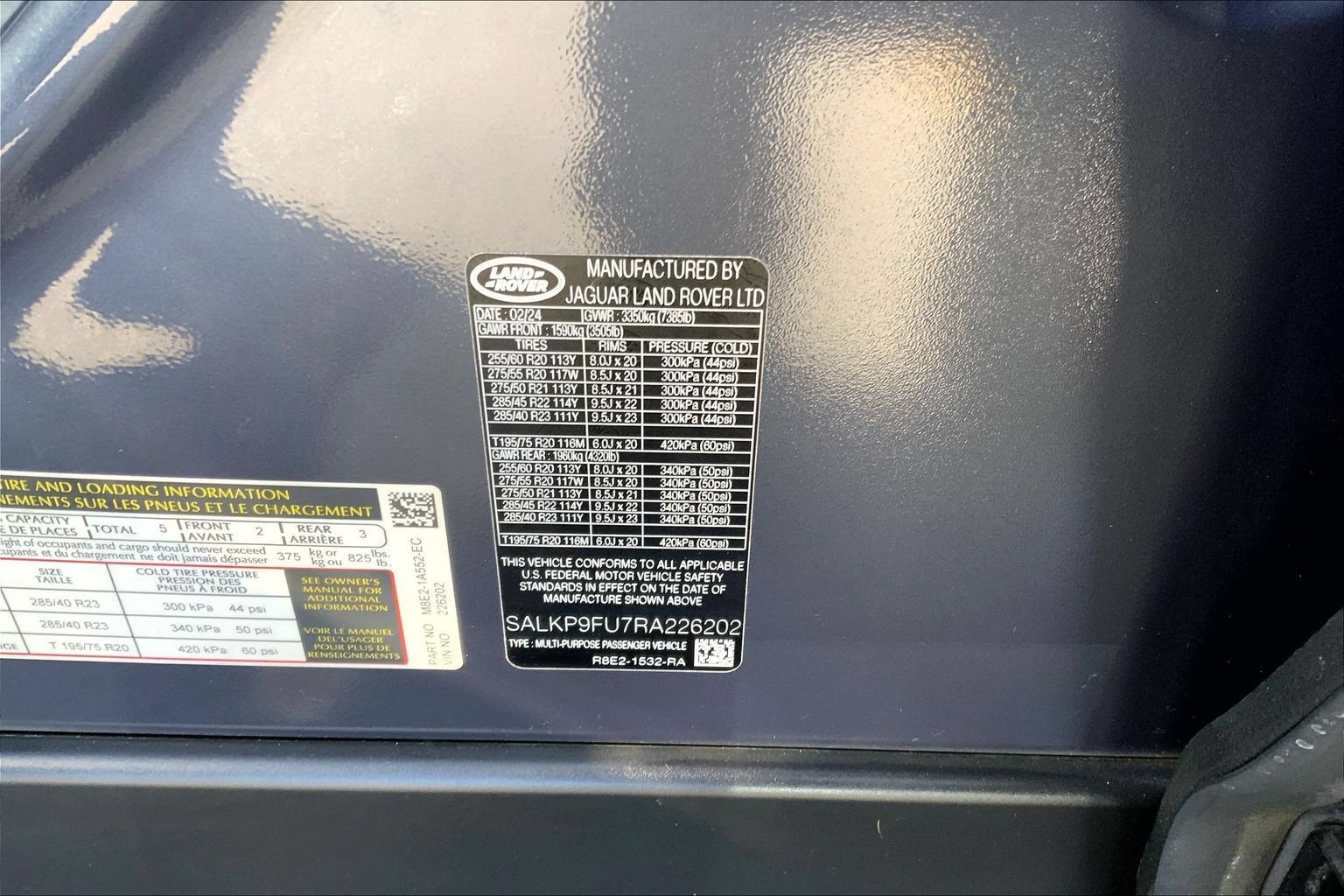 Certified 2024 Land Rover Range Rover SE AWD/4WD image 32
