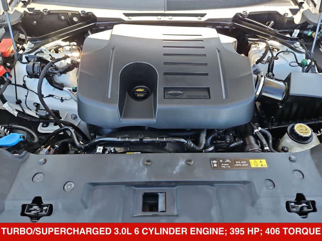 Used 2024 Land Rover Defender 130 X-Dynamic SE AWD/4WD image 14