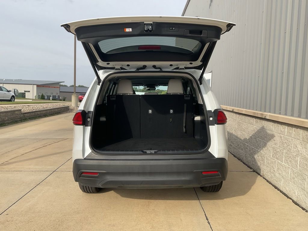 Used 2025 Toyota Grand Highlander AWD image 23