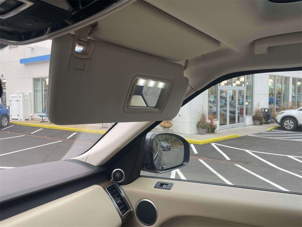 Used 2016 Land Rover Range Rover Sport HSE image 33