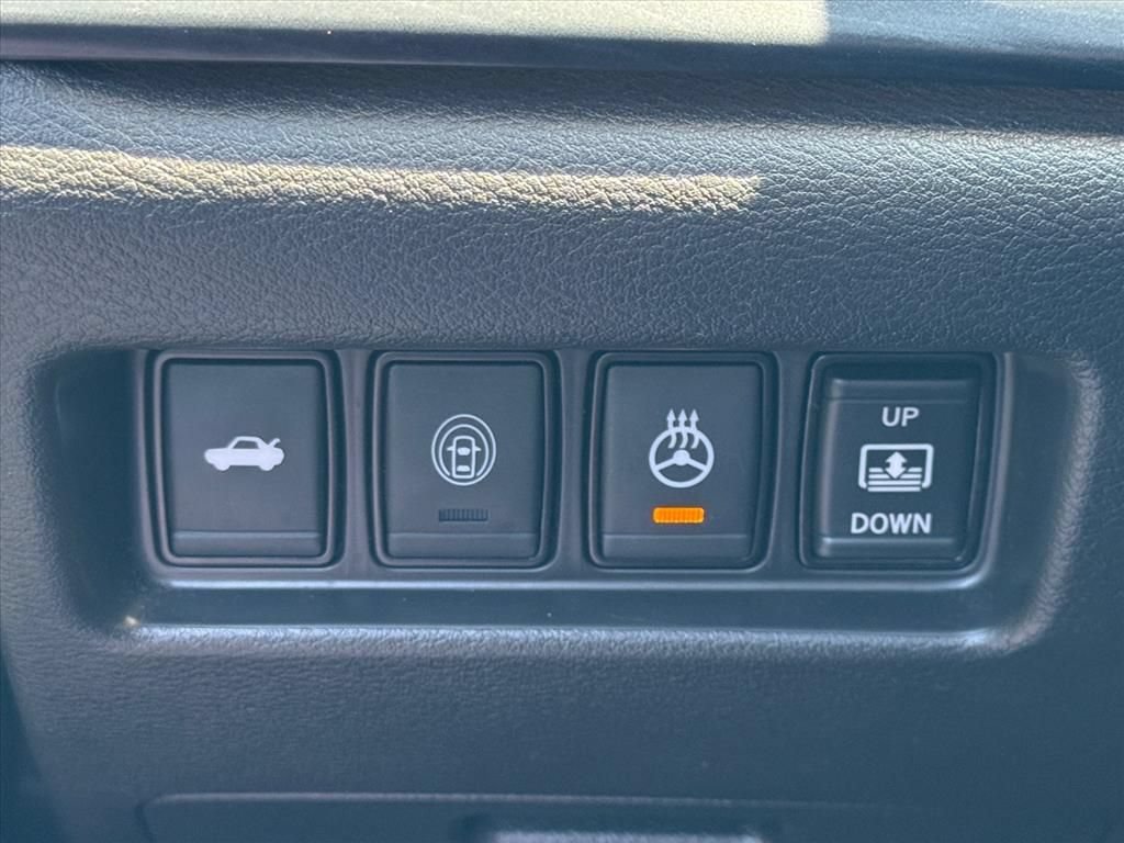 Certified 2023 Nissan Maxima Platinum w/ Sport Mat Group FWD image 17