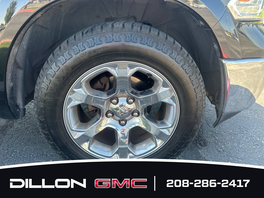 Used 2017 RAM 1500 Laramie AWD/4WD image 29