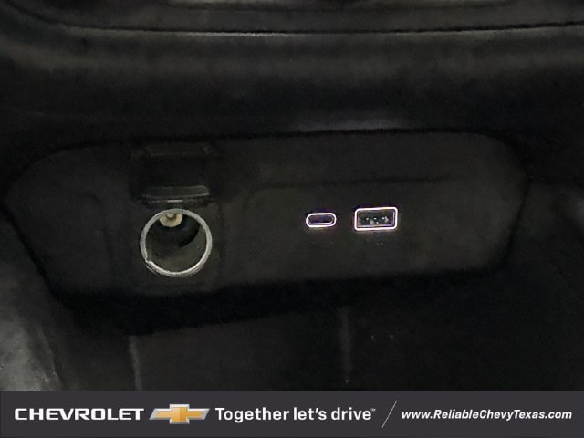 Used 2024 Chevrolet Trax RS w/ Driver Confidence Package FWD image 21
