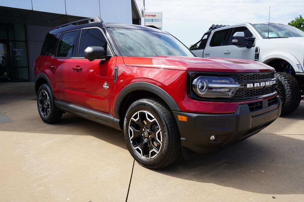 New 2026 Ford Bronco Sport Outer Banks w/ Outer Banks Tech Package+ AWD/4WD image 3