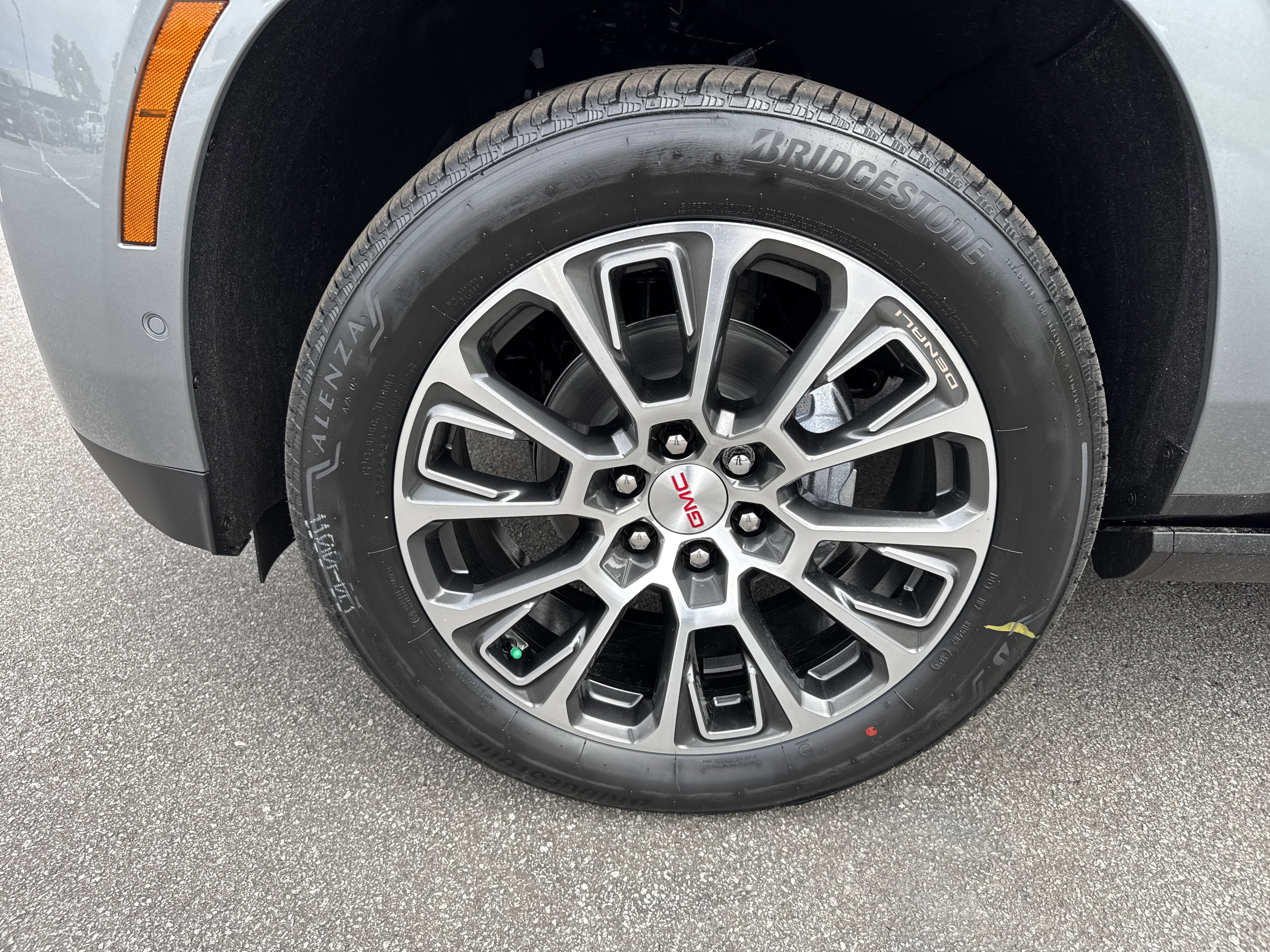 New 2026 GMC Yukon Denali w/ Sun & Power Step Package image 13