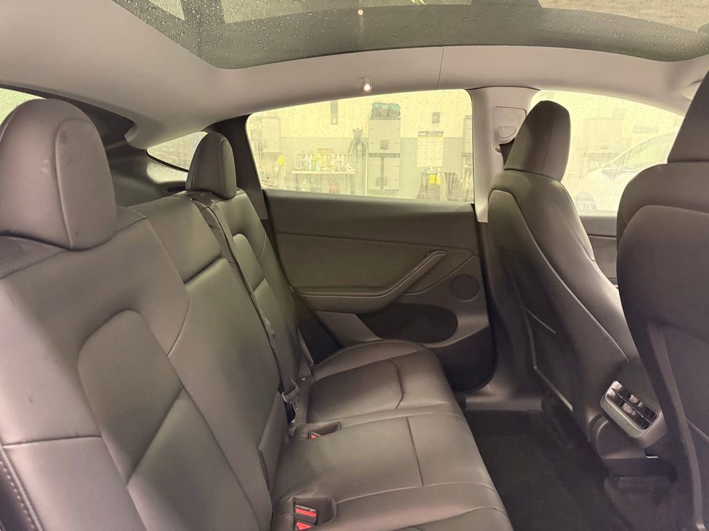 Used 2023 Tesla Model Y Long Range image 25