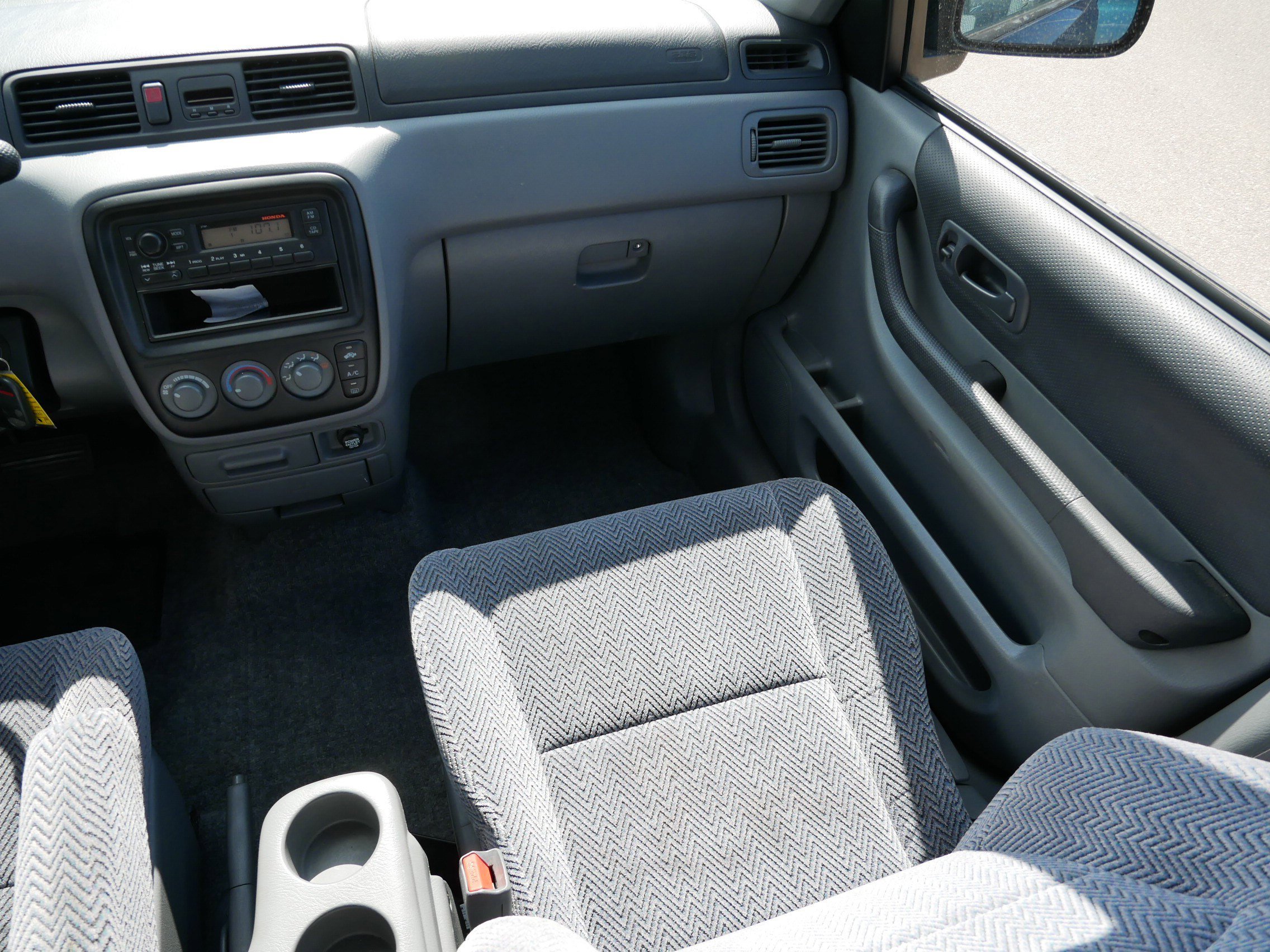 Used 1998 Honda CR-V LX image 11