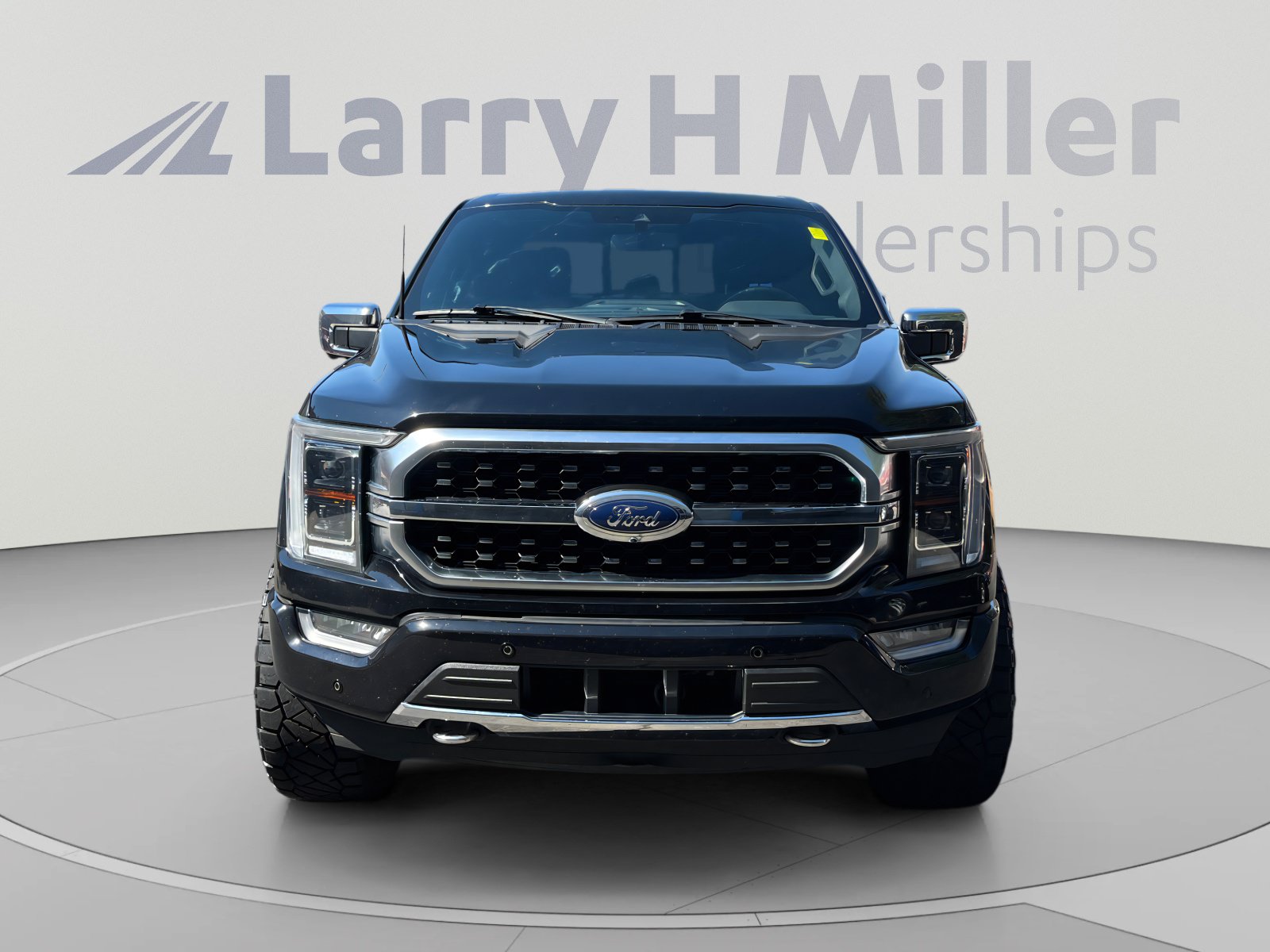 Used 2023 Ford F150 Platinum w/ FX4 Off-Road Package AWD/4WD image 8