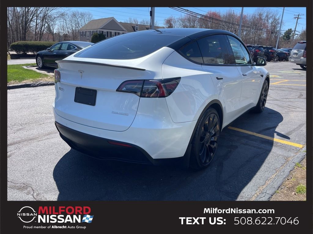 Used 2022 Tesla Model Y Performance image 5