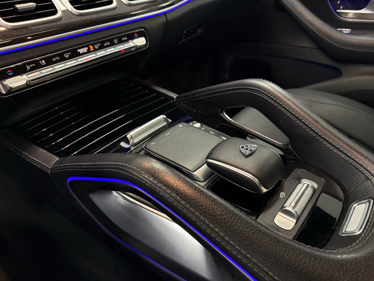 Used 2021 Mercedes-Benz GLS 450 4MATIC image 21