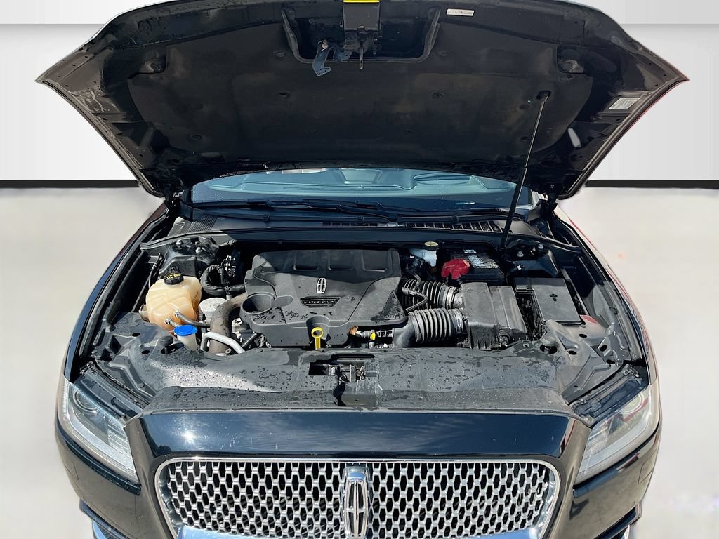 Used 2018 Lincoln Continental Reserve AWD/4WD image 32
