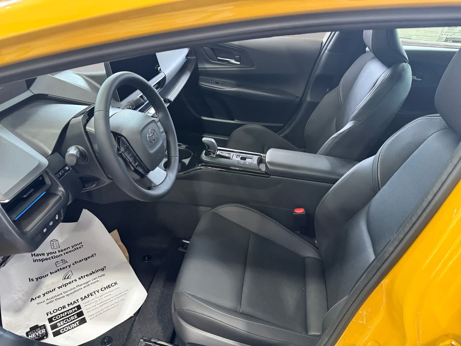New 2026 Toyota Prius Plug-In Hybrid FWD image 11