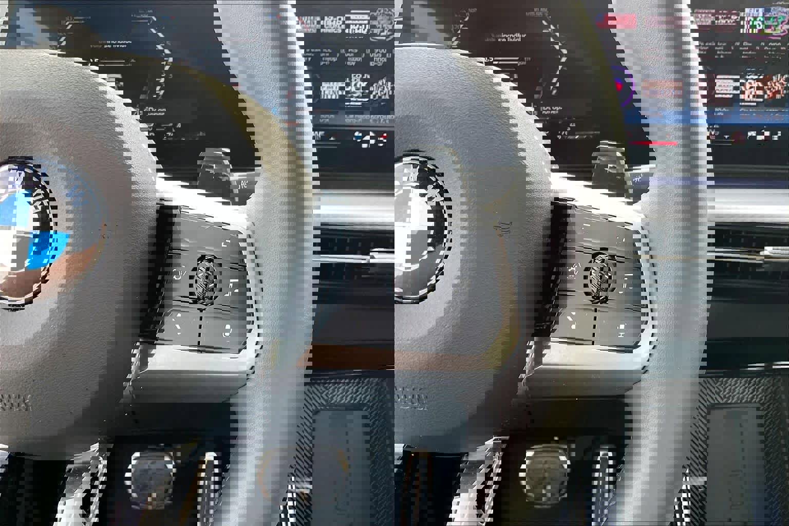 Used 2026 BMW X2 xDrive28i AWD/4WD image 23