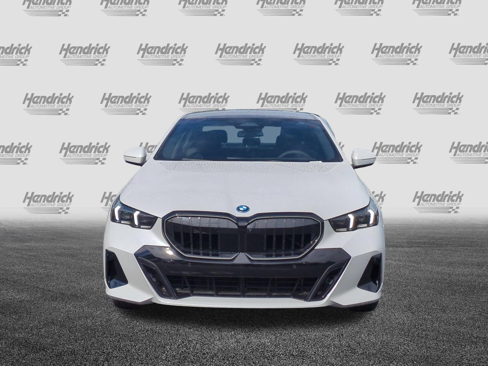 New 2027 BMW 550e xDrive w/ Premium Package AWD/4WD image 3