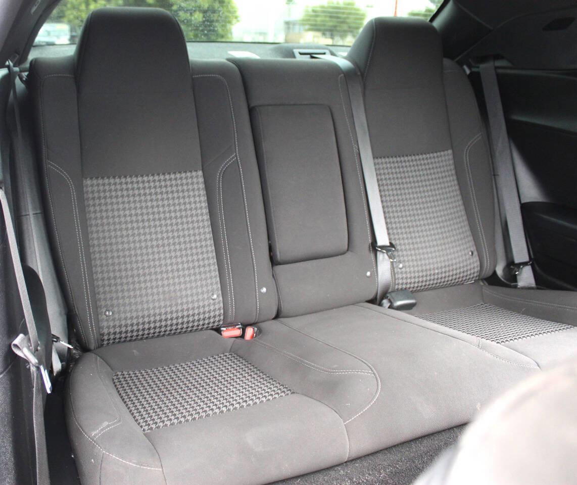 Used 2021 Dodge Challenger SXT RWD image 11