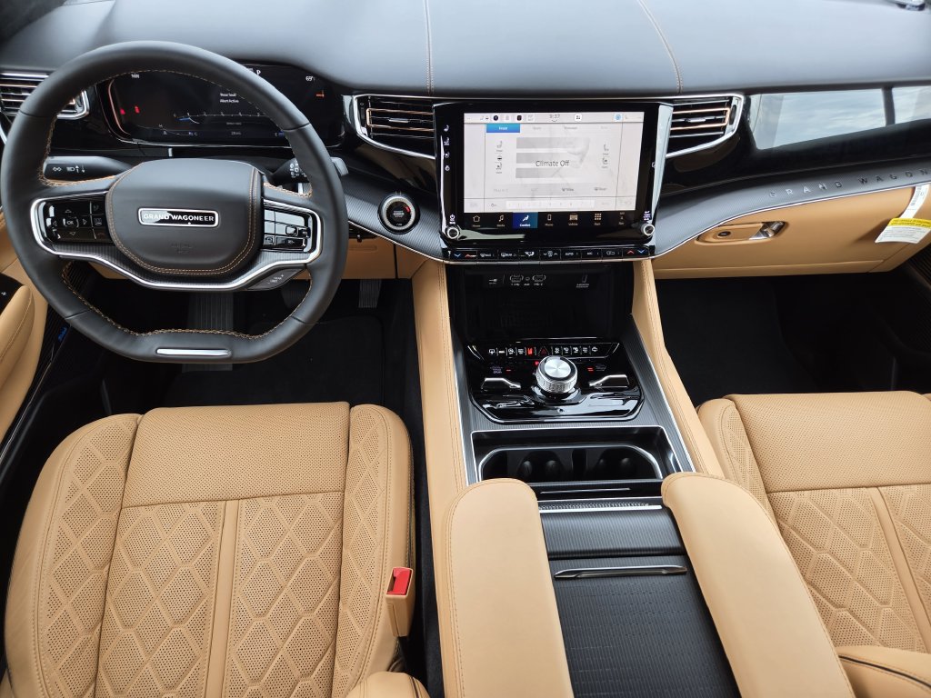 New 2026 Jeep Grand Wagoneer L Summit AWD/4WD image 13