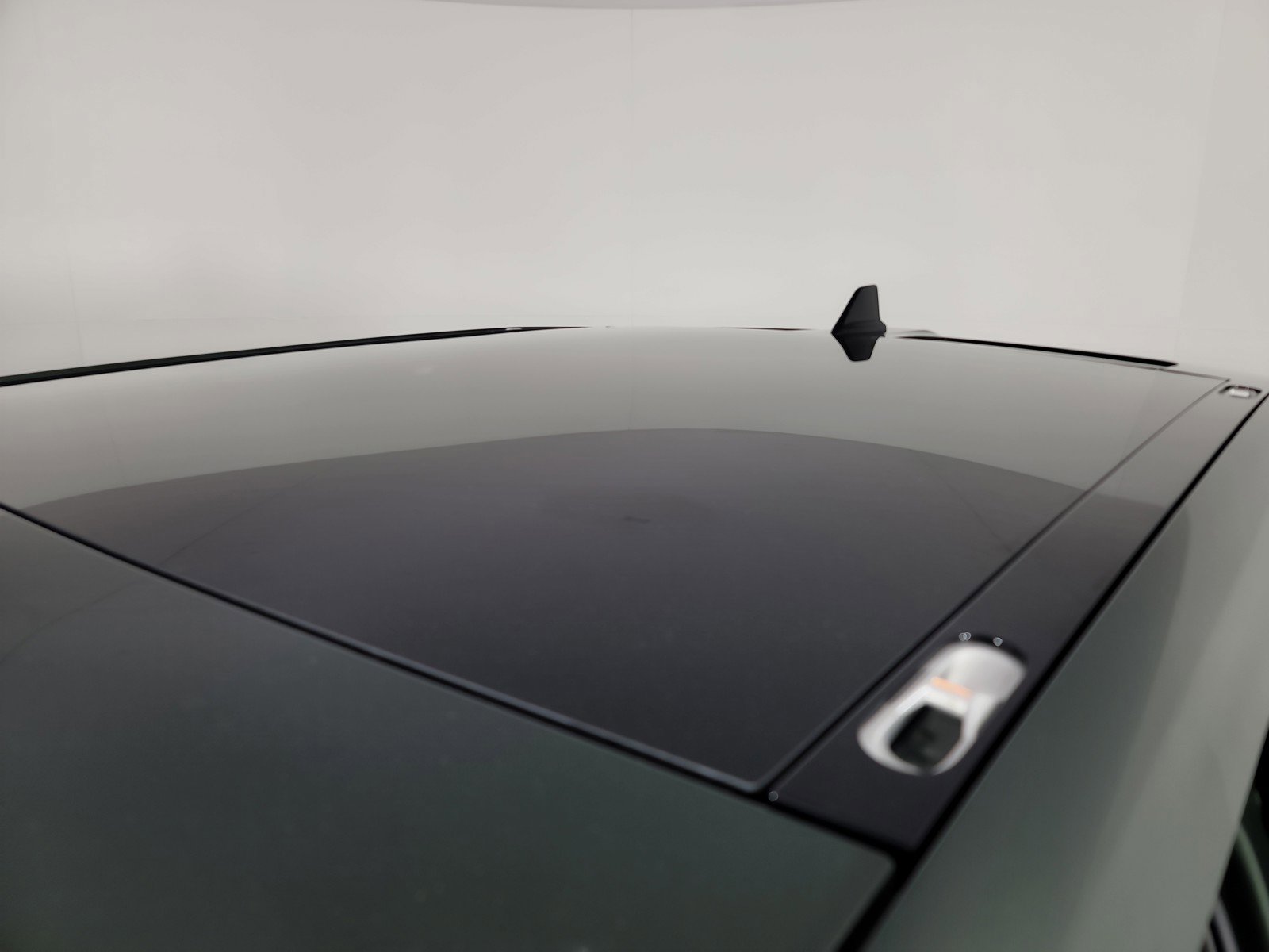 Used 2024 Rivian R1T Adventure AWD/4WD image 13