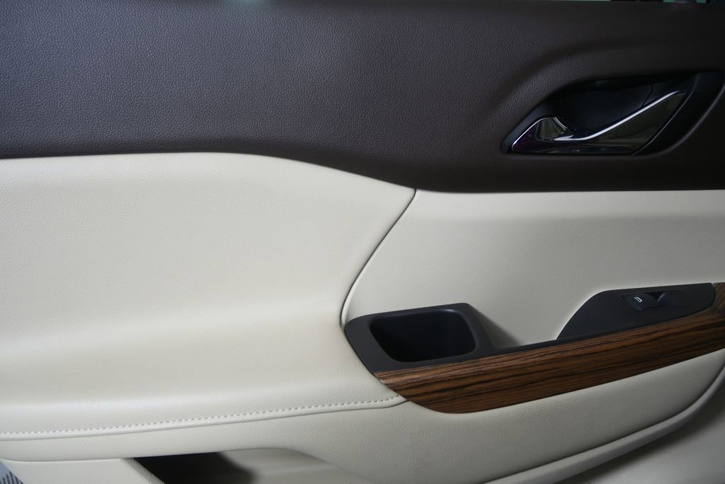 Used 2019 GMC Acadia Denali w/ Technology Package image 13