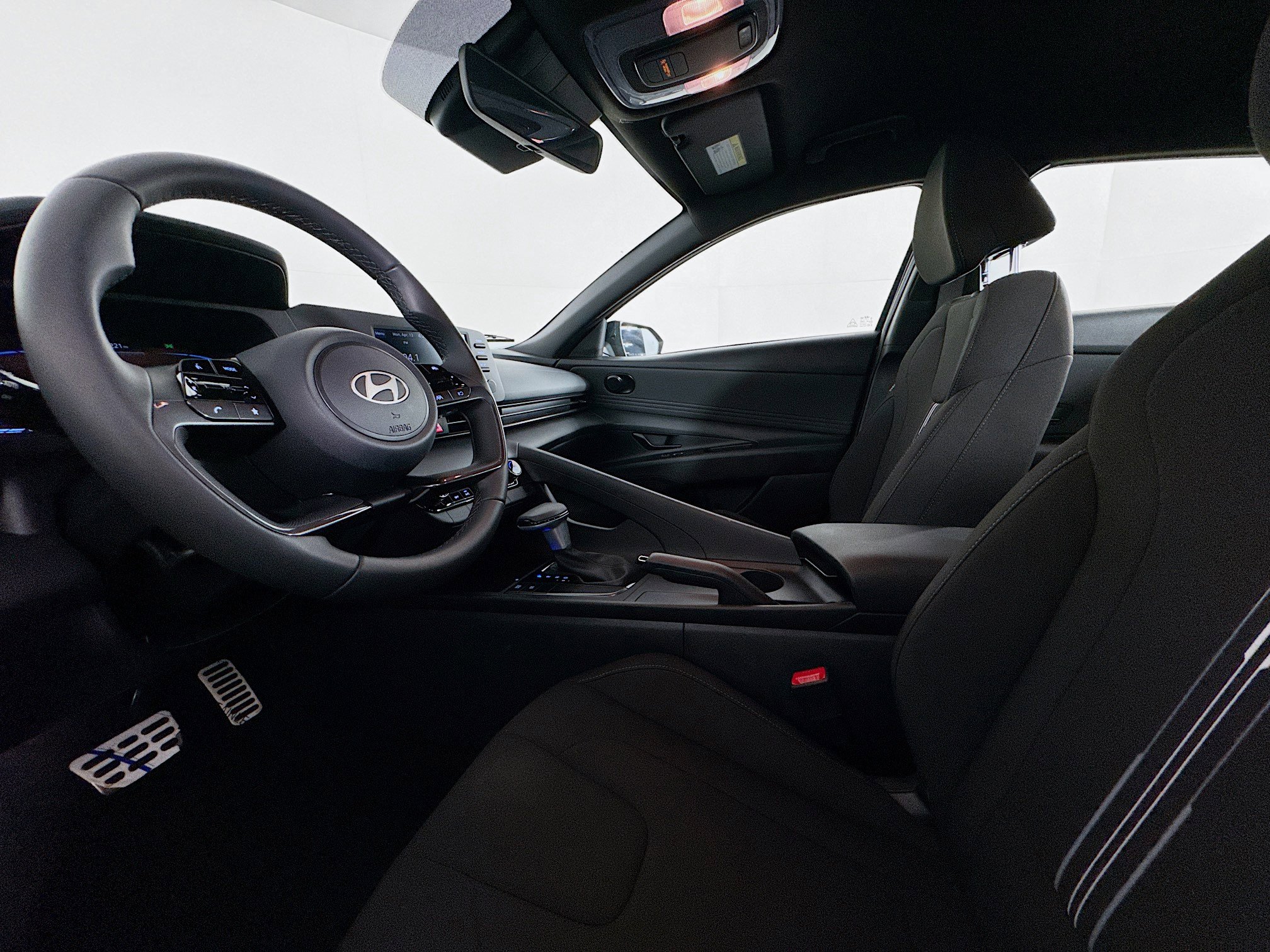 Used 2026 Hyundai Elantra Sport FWD image 21