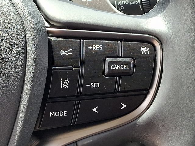 Used 2021 Lexus ES 350 Ultra Luxury w/ Accessory Package 2 FWD image 23