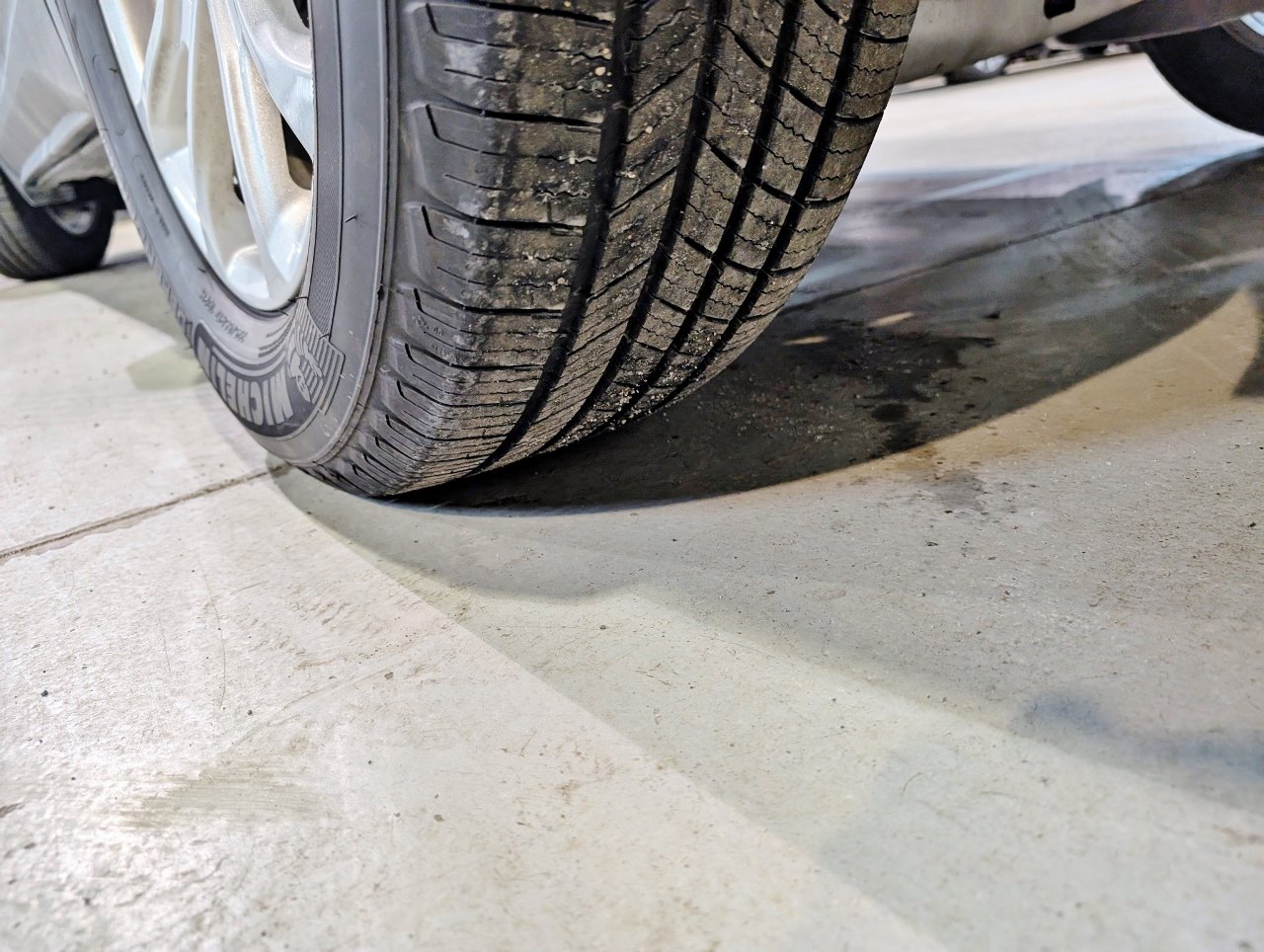 Used 2018 Chevrolet Equinox LT image 54