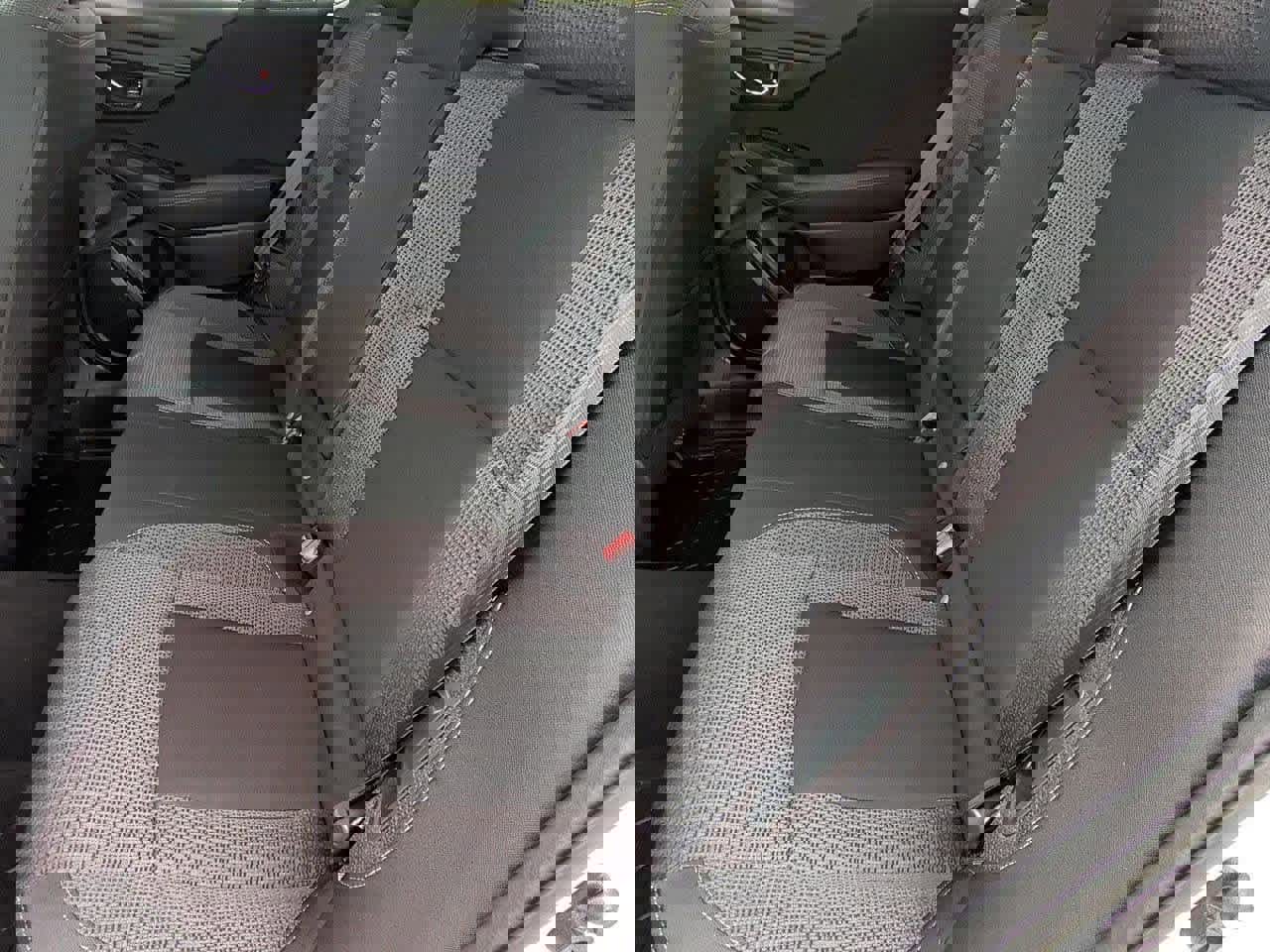 Used 2023 Subaru Outback Premium image 19