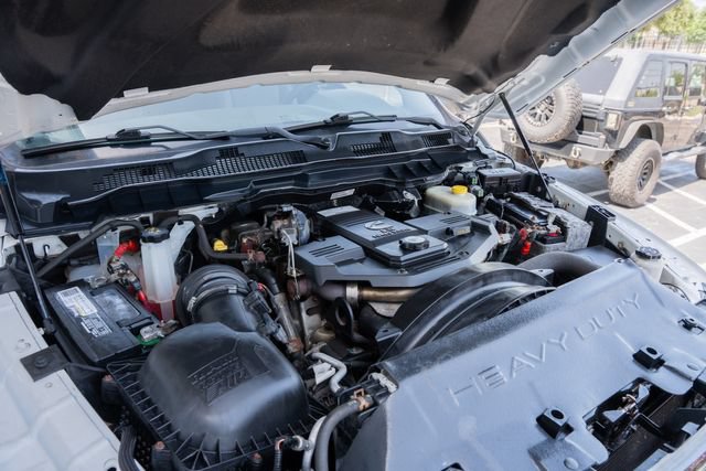 Used 2018 RAM 3500 Tradesman w/ Chrome Appearance Group AWD/4WD image 30