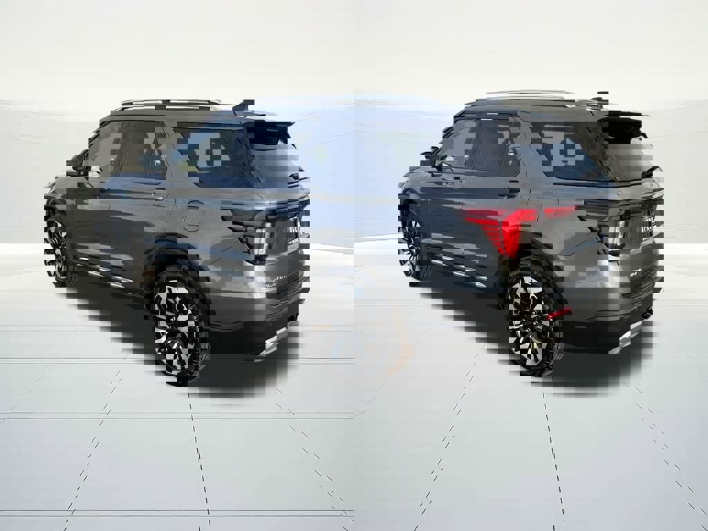 Used 2025 Ford Explorer Platinum w/ LUX Leather Package image 3