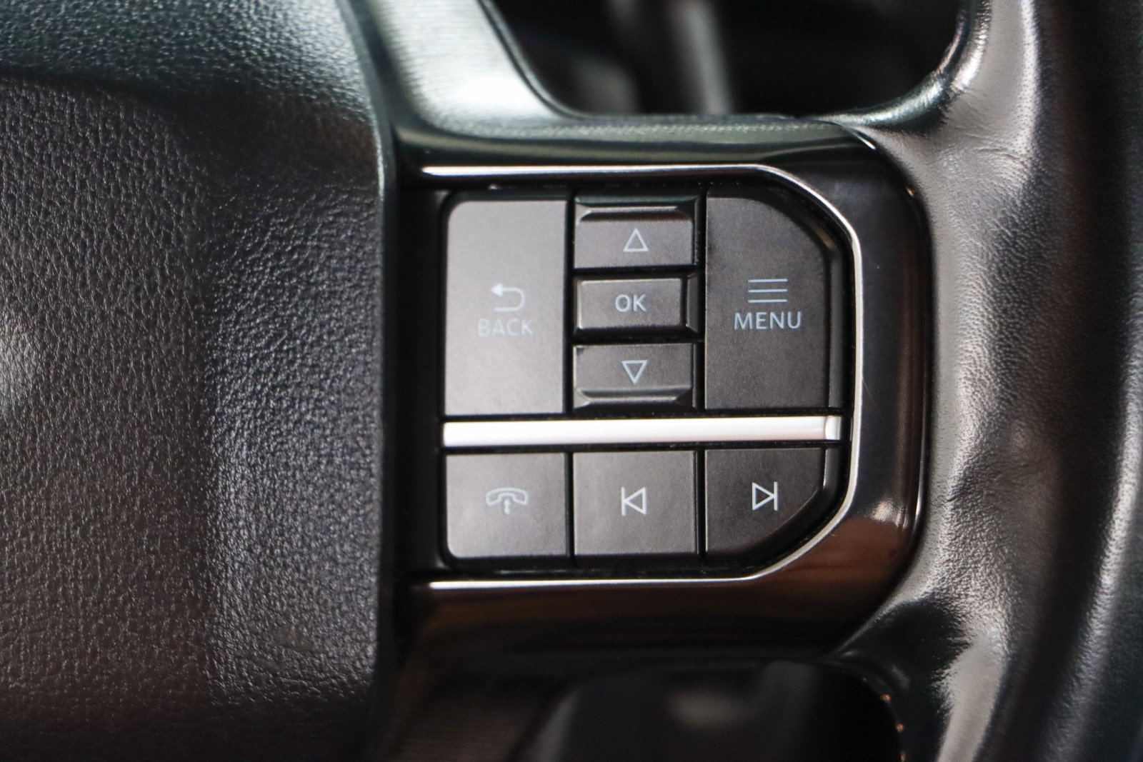 Used 2024 Ford F250 Platinum w/ FX4 Off-Road Package image 15