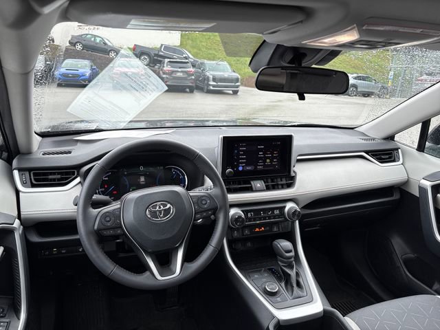 Used 2024 Toyota RAV4 XLE w/ Convenience Package AWD/4WD image 11