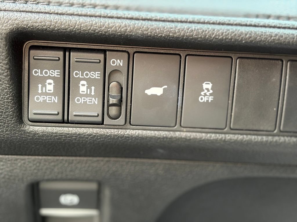 Used 2025 Honda Odyssey Sport-L image 33