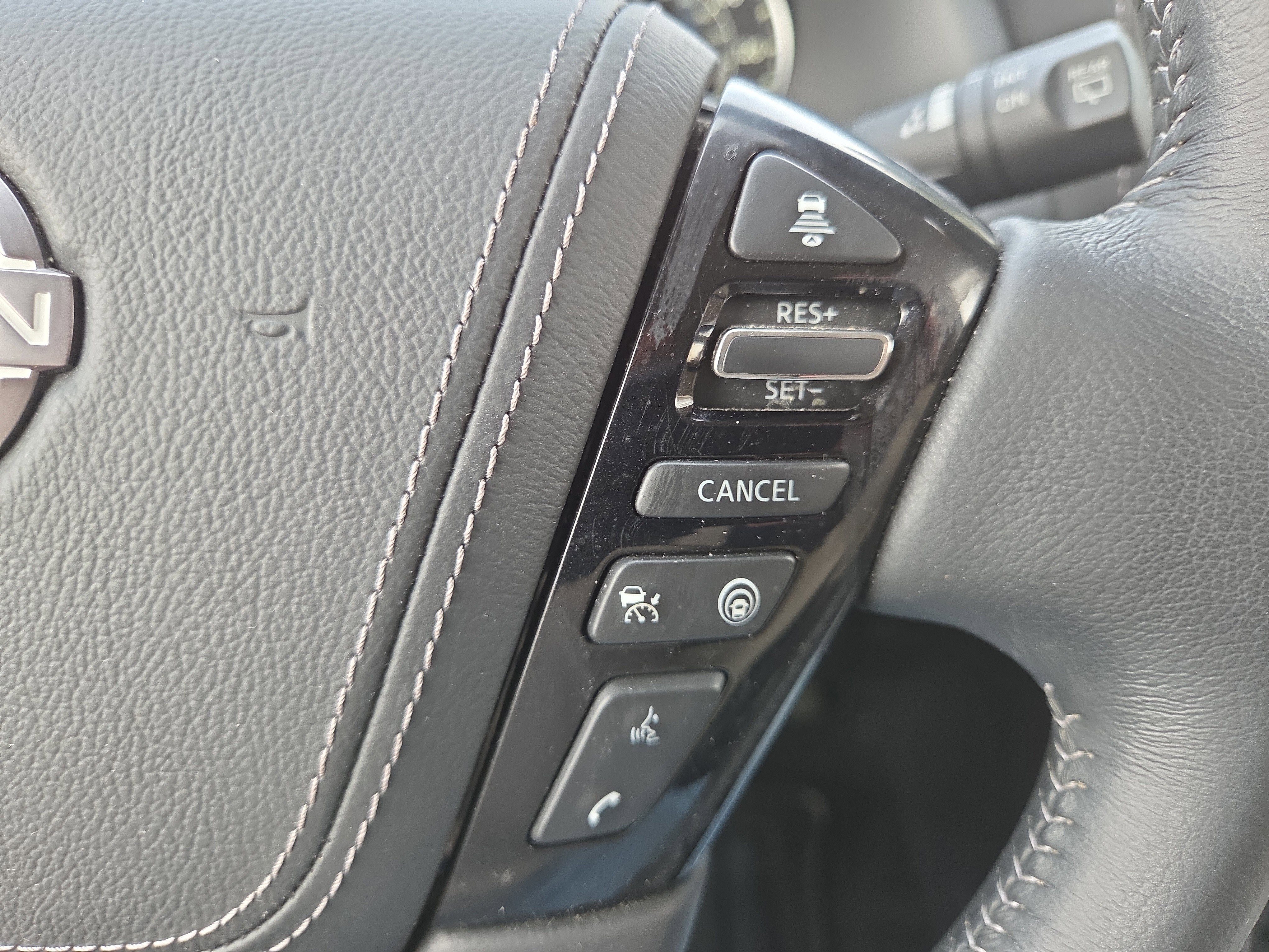 Used 2023 Nissan Armada Platinum w/ Cargo Package image 33