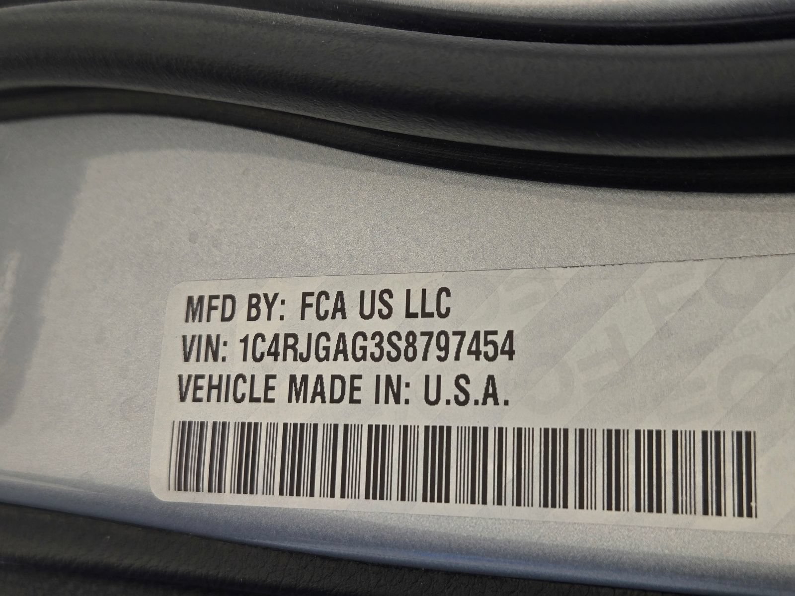 Used 2025 Jeep Grand Cherokee Laredo X RWD image 30