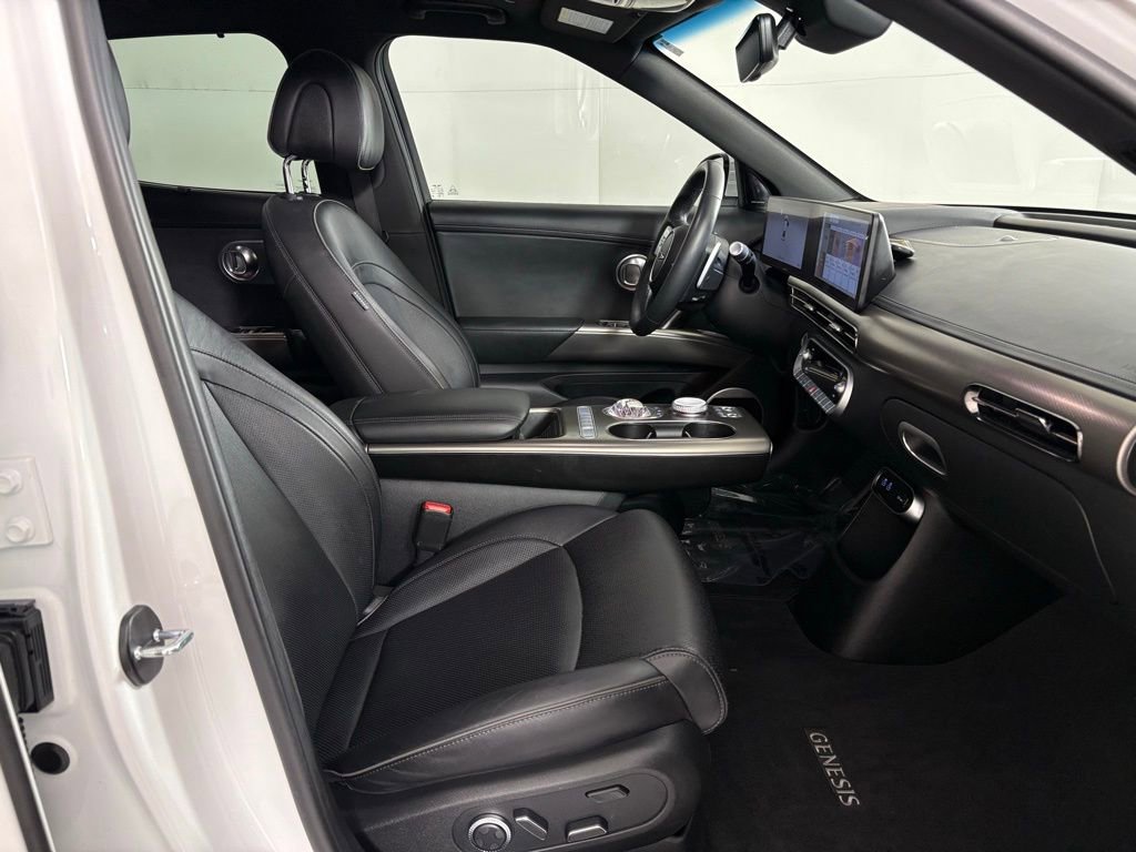 Used 2023 Genesis GV60 Advanced image 48