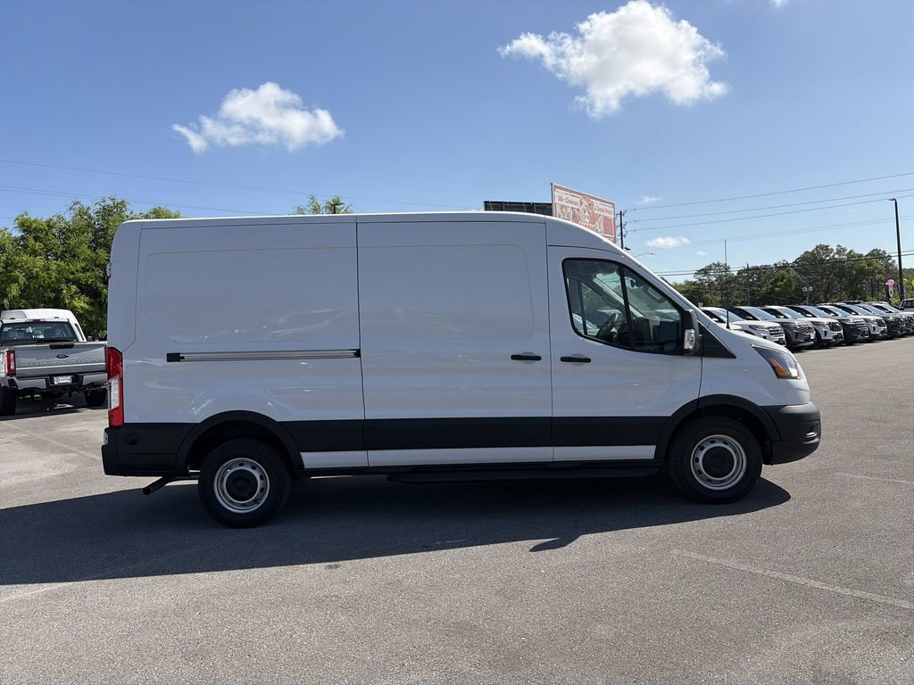 New 2024 Ford Transit 250 148 Medium Roof w/ Load Area Protection Package RWD image 8