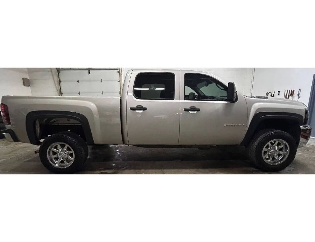 Used 2008 Chevrolet Silverado 2500 LT w/ 1LT Convenience Package image 6