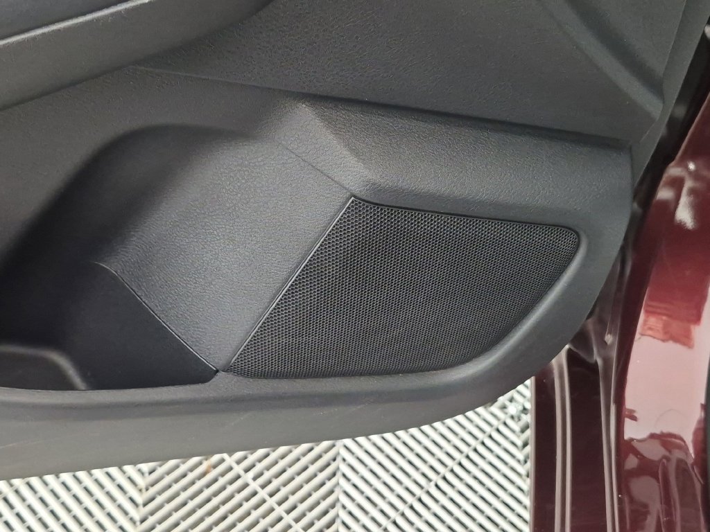 Used 2025 Nissan Sentra SV FWD image 15